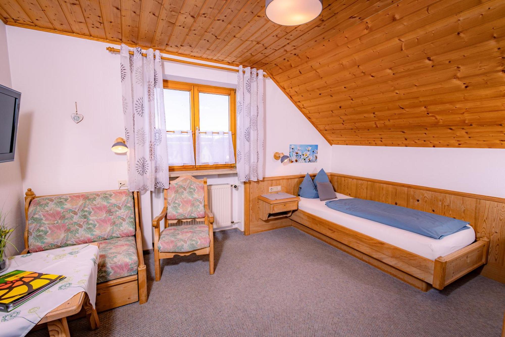 Gasthof Schneiderwirt, Kipfenberg Ot Hirnstetten Exterior foto
